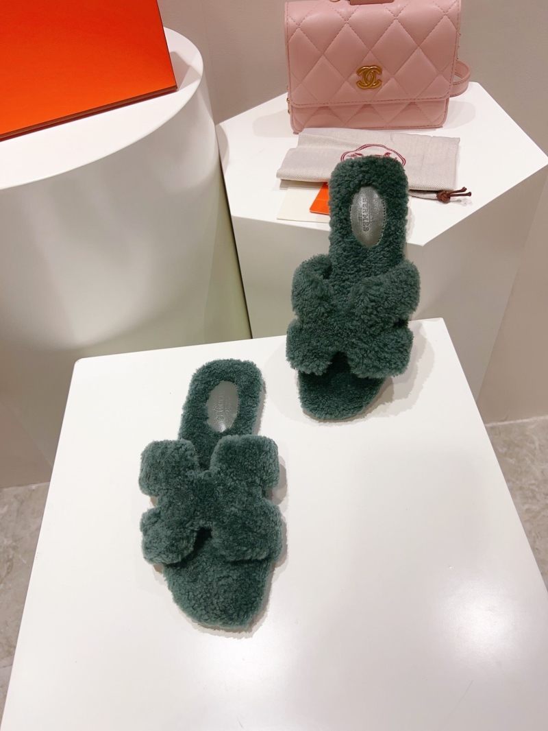 Hermes Slippers